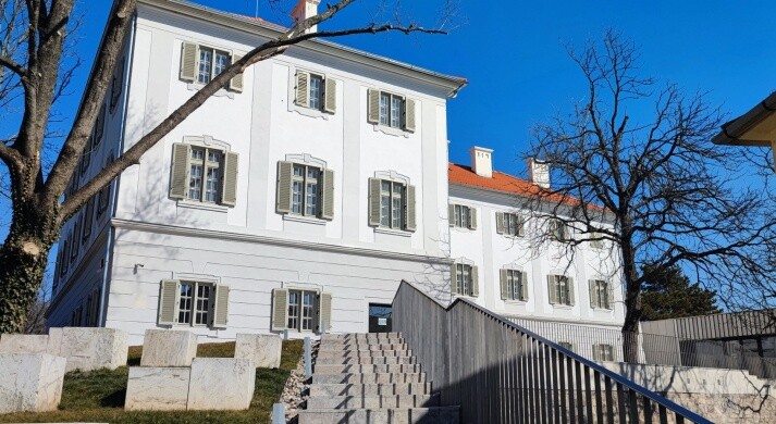 kastély