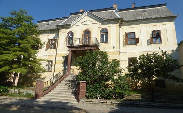 szent benedek iskola