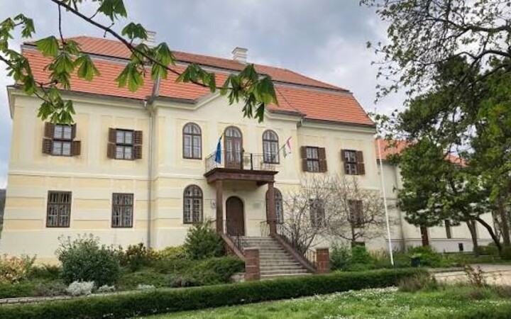 iskola